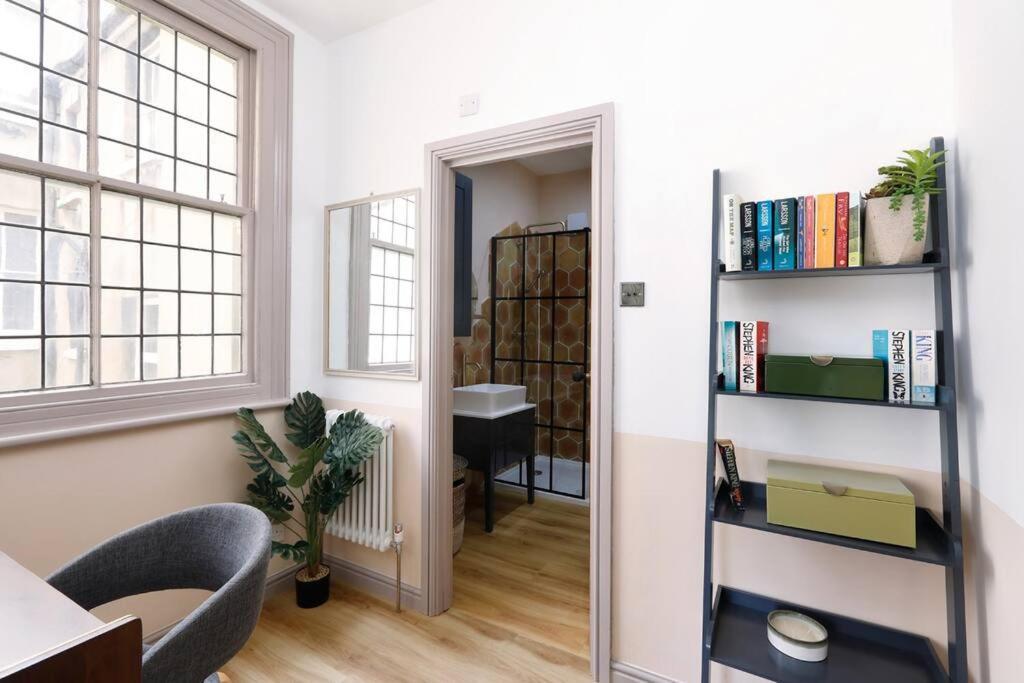 ברייטון Stunning 2 Bedroom Flat 8Min Walk From The Beach מראה חיצוני תמונה